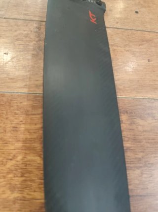 Ala KT Solus 930+funda+tornillos.