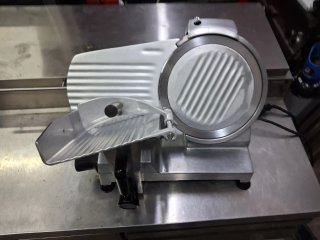 Cortadora de fiambre profesional ( Disco 25 cm)