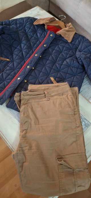 Anorak  azul y marrón