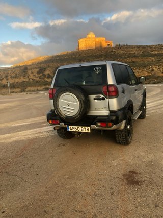 Nissan  Terrano 2002