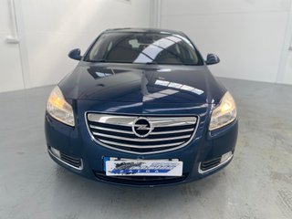 Opel Insignia 2011
