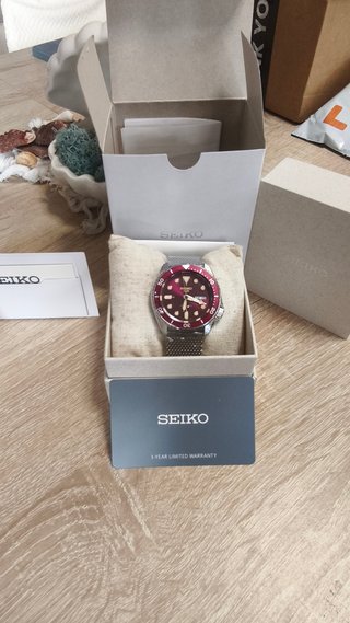 Reloj Seiko 5 Sports SRPD69K1 Automático Full Set