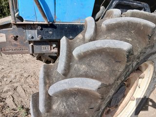 Tractor Ebro Kubota 8100