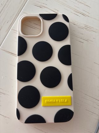 Funda iPhone 15 Max Bimba y Lola Lunares