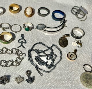 Lote Joyería Plata y Bisutería Variada