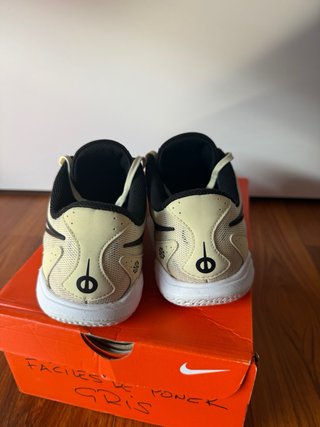 Zapatillas Nike Hombre Beige/Negro