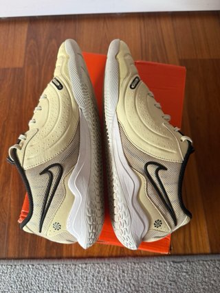 Zapatillas Nike Hombre Beige/Negro