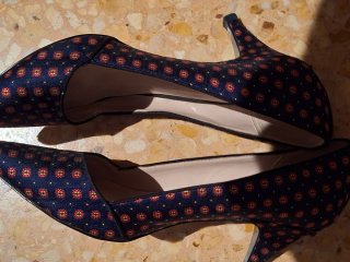 Zapatos de tacón azul y rojo talla 40