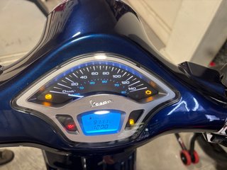 Vespa Primavera 125