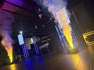 Máquina de Humo LED Fogger 500 CO2 RGB