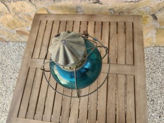 Farol de cristal azul