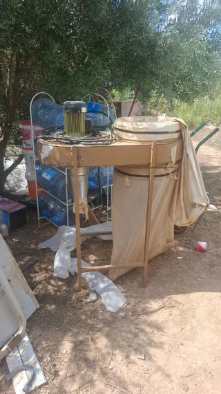Extractor industrial con motor