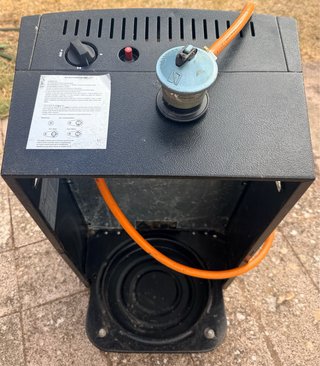 Estufa de gas catalítica negra