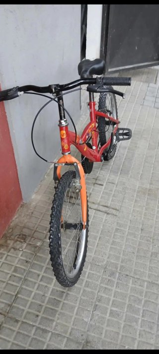 Bicicleta Roja