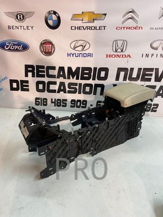 Range rover evoque consola central ref: 12D2076C