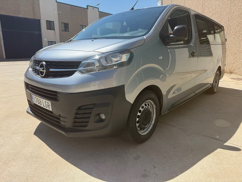 Opel Vivaro 2021, foto 3