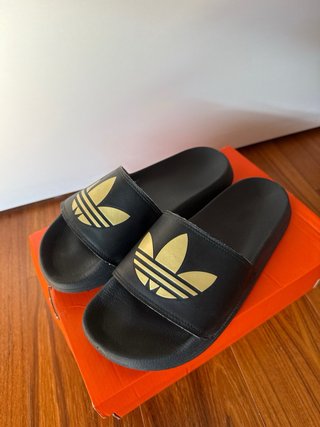 Chanclas Adidas Hombre Negro/Dorado