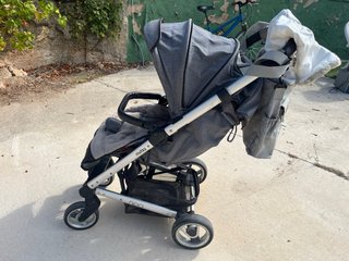 Silla de paseo Mutsu Nena gris