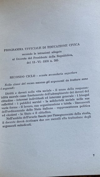 L’uomo nella società moderna Amerigo Luello libro