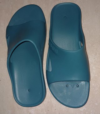 Xanclas de piscina color azul