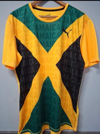 Camiseta Puma Jamaica Nueva