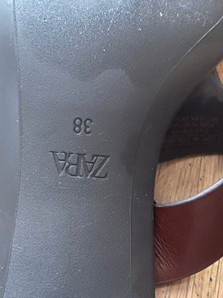 Sandalias Zara Piel Hebilla Dorada