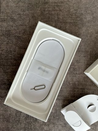 iPhone 16 128GB
