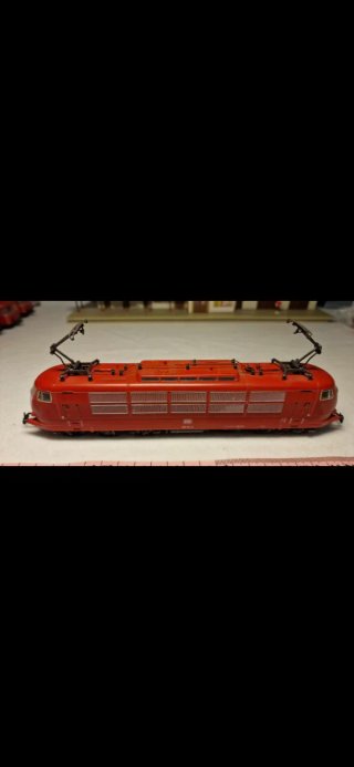 Locomotora Märklin 3358