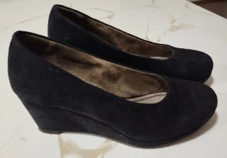 Zapatos cuña antelina negros talla 39