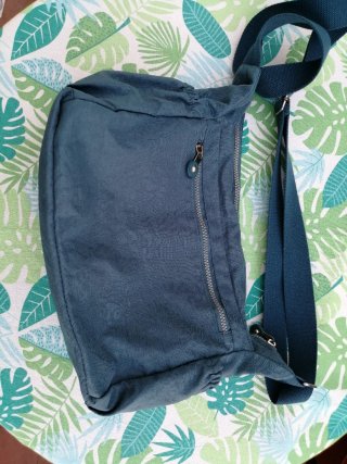 Bolso de hombro azul