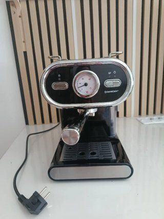 Cafetera Silvercrest exprés negra