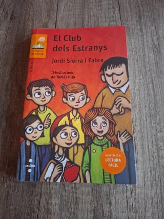 El club dels estranys (Lectura fàcil)