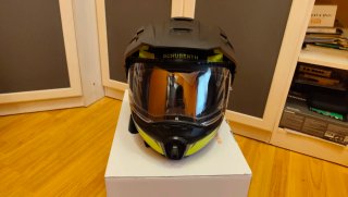 Casco Schuberth E1 Tuareg amarillo mate. Talla M