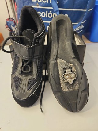 Zapatillas Ciclismo Negras. Número 39