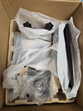 MOZA R3 Racing Wheel & Pedals Xbox/PC
