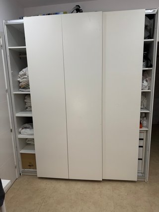Armario PAX blanco puertas correderas