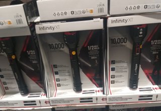 Linterna Infinity X1 10.000 Lúmenes 800m