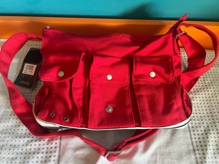 Bolso bandolera Converse All Star rojo con suela
