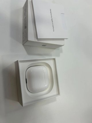 Airpods 4