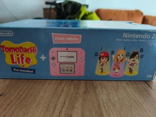 Caja Nintendo 2DS Tomodachi Life Vacía