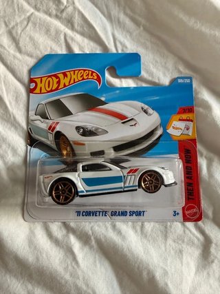 Hot Wheels '11 Corvette Grand Sport Branco