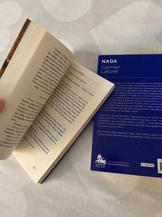 Pack de dos libros para lengua castellana.