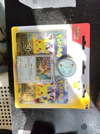 Pokémon 30 Aniversario Caja