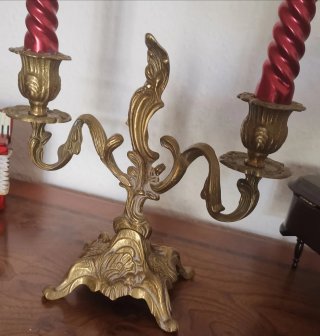 Reloj de sobremesa antiguo de bronce
