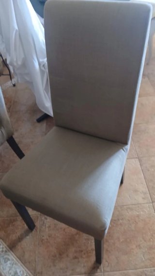 Mesa de comedor extensible y 6 sillas