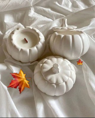 Vela de cerámica con forma de calabaza