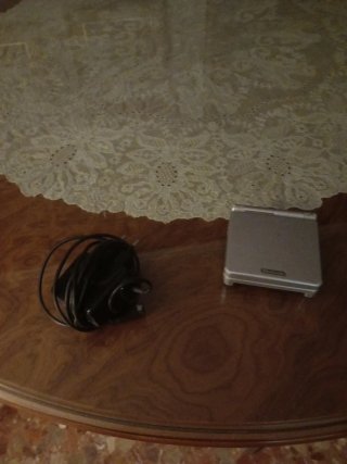 Nintendo Game Boy Advance SP Plata va con cargador