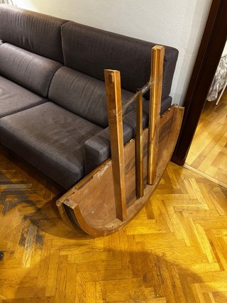 Mesa de comedor antigua de madera
