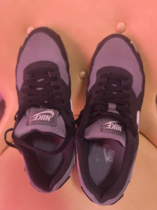 Zapatillas Nike Negras y Grises
