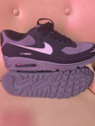 Zapatillas Nike Negras y Grises